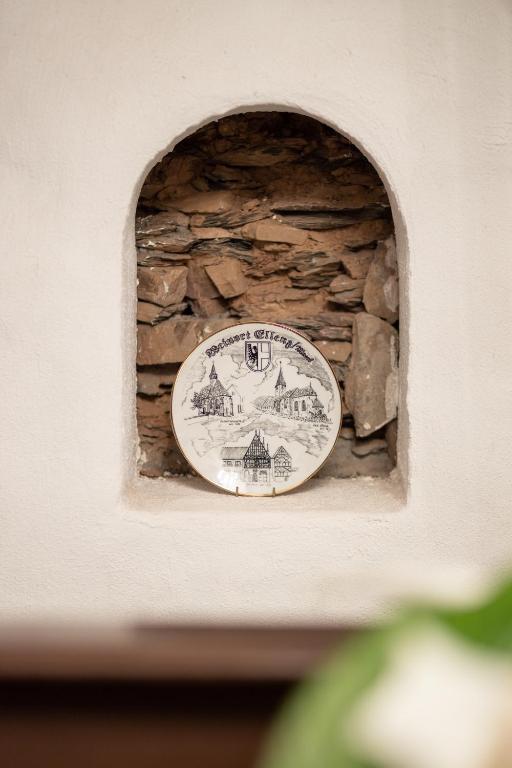 Zur Alten Weinkelter - Bezauberndes Fachwerkhaus Aus Der Spaetgotik Von 1451 - Top Lage Fuer Aktivitaeten - Fahrradkeller Ellenz-Poltersdorf Esterno foto